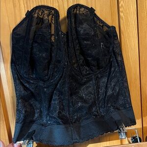 Chic Black Lace Bandeau